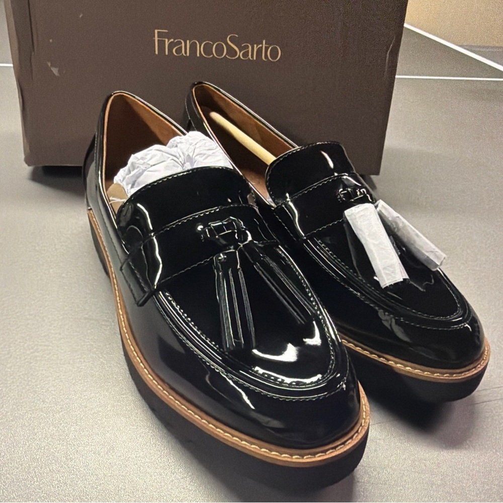 Franco Sarto Women's 7.5 Carolynn Tassel Loafers Faux Leather Black Patent NEW